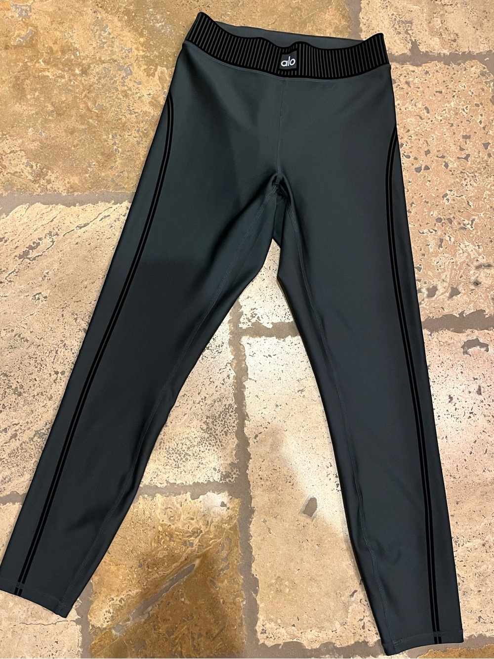 ALO Yoga Kids Black Active Leggings with Ribbed Waistband